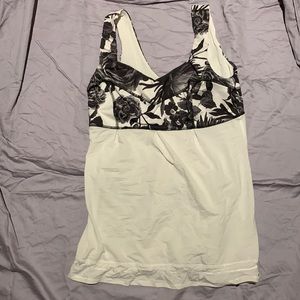 Lululemon black and white floral workout top